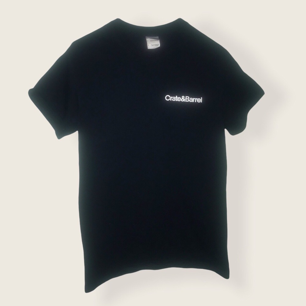 Crate & Barrel Unisex Small Tshirt